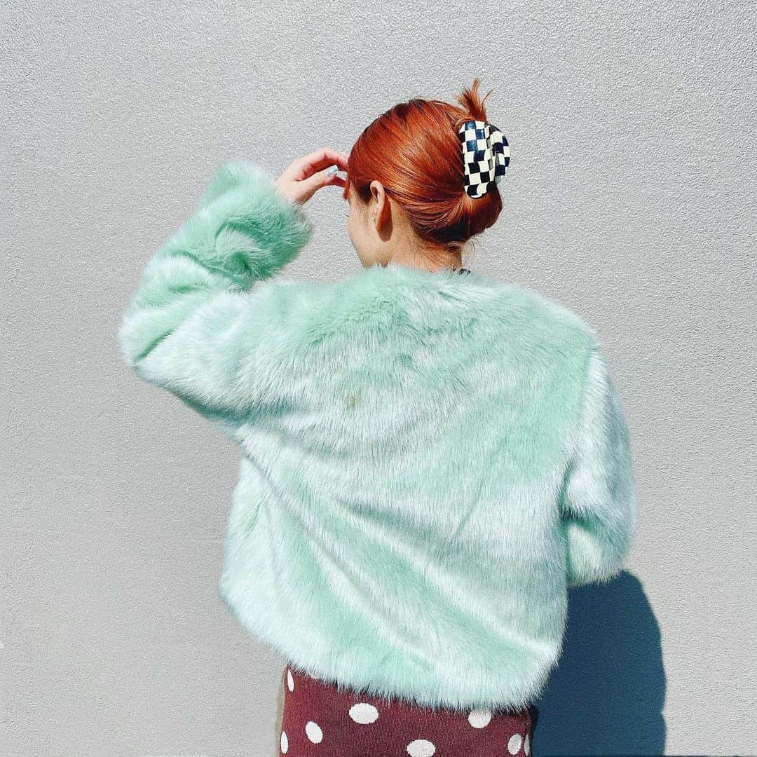 滝口成美さんのインスタグラム写真 - (滝口成美Instagram)「欲しくて狙ってた #chunks のヘアクリップ🧡 オレンジカラーと合わせるとやっぱりかわい〜な🌞 hair color @1009higu 🍊  #chunks #hairclips #barrette」2月8日 13時42分 - naruxx93