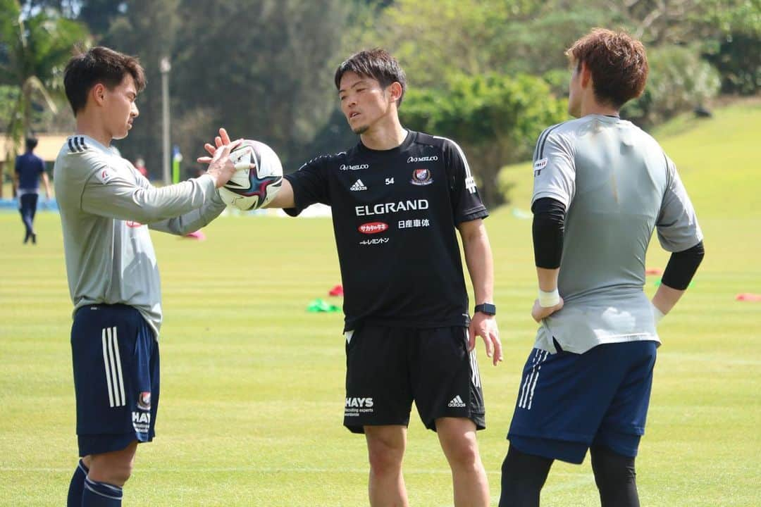 横浜F・マリノスさんのインスタグラム写真 - (横浜F・マリノスInstagram)「First training camp✅  #fmarinos #キャンプ #石垣島」2月8日 14時00分 - yokohamaf.marinos