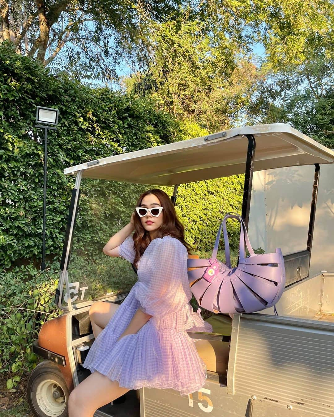 Araya Alberta Hargateさんのインスタグラム写真 - (Araya Alberta HargateInstagram)「💜 #abbieverydamnday #bottegaveneta#bottegavenetathailand」2月8日 14時06分 - chomismaterialgirl