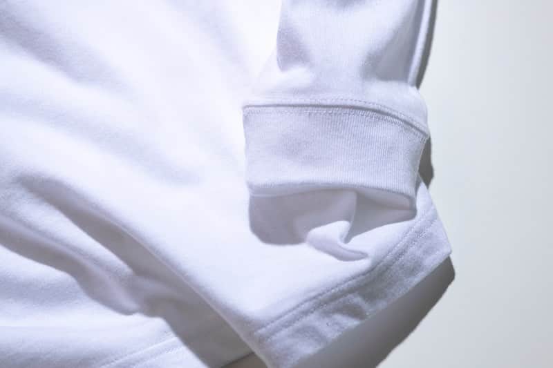 アナクロノームさんのインスタグラム写真 - (アナクロノームInstagram)「. . . . AN112 EMBROID L/S T-S  WHITE OW . . . ANACHRONORMのベーシックな ロゴを刺繍したロングスリーブTシャツ。 . 短めの着丈に広い身幅の ボックスシルエットが特徴。 . 季節を問わず通年着用できる 汎用性の高い1枚です。 . . . 生地：セミコーマ糸を使用した コットン100%5.6オンス天竺しております。 . . . #anachronorm #contextgallery #nakameguro #balanceokayama #okayama」2月8日 14時12分 - anachronorm262