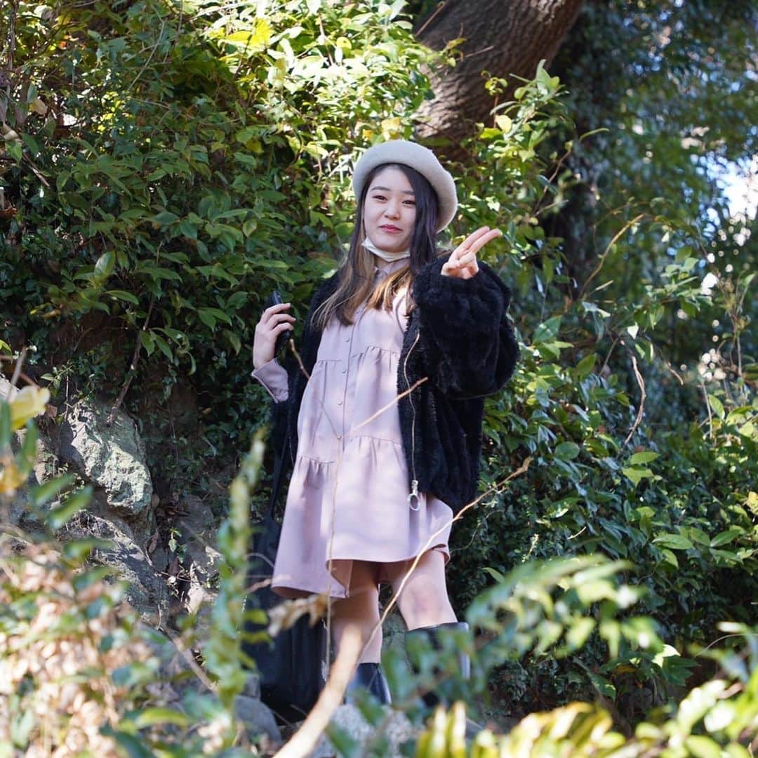 小山星流のインスタグラム：「山に登るの好き お気に入りだからインスタにもペタり  #アプガ #ファッションコーデ #ベレー帽  #女子大学生」