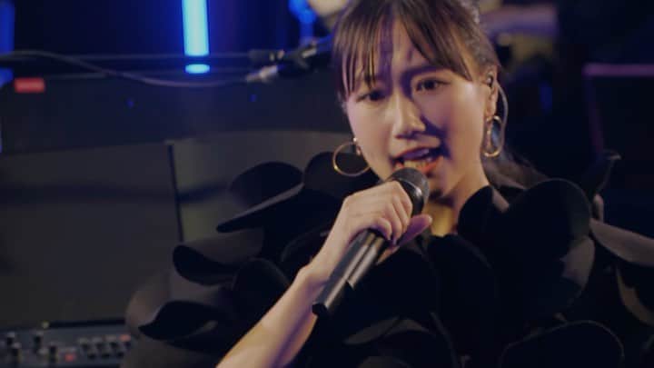 のインスタグラム：「LOVE IS BORN 早くも発売から1週間ほどたちました。  手にとっていただいたみなさま、 本当にありがとうございます。  まだの方も是非観ていただけると幸いです。  AIO　#love #is #born #online  #live #movie #shootingstar」