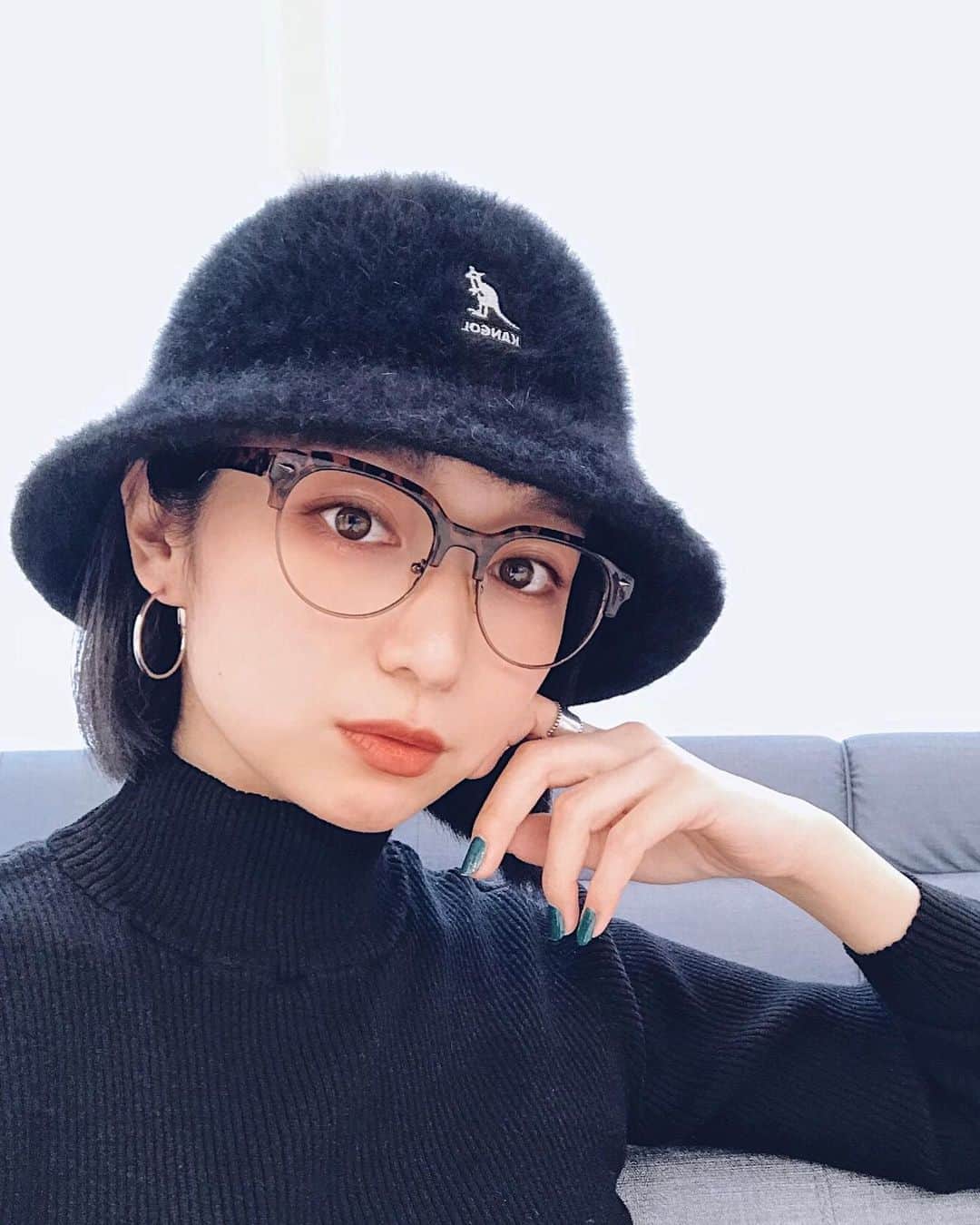 二瀬里子のインスタグラム：「また寒くなった。 早く、春よ来い🌸🍃」
