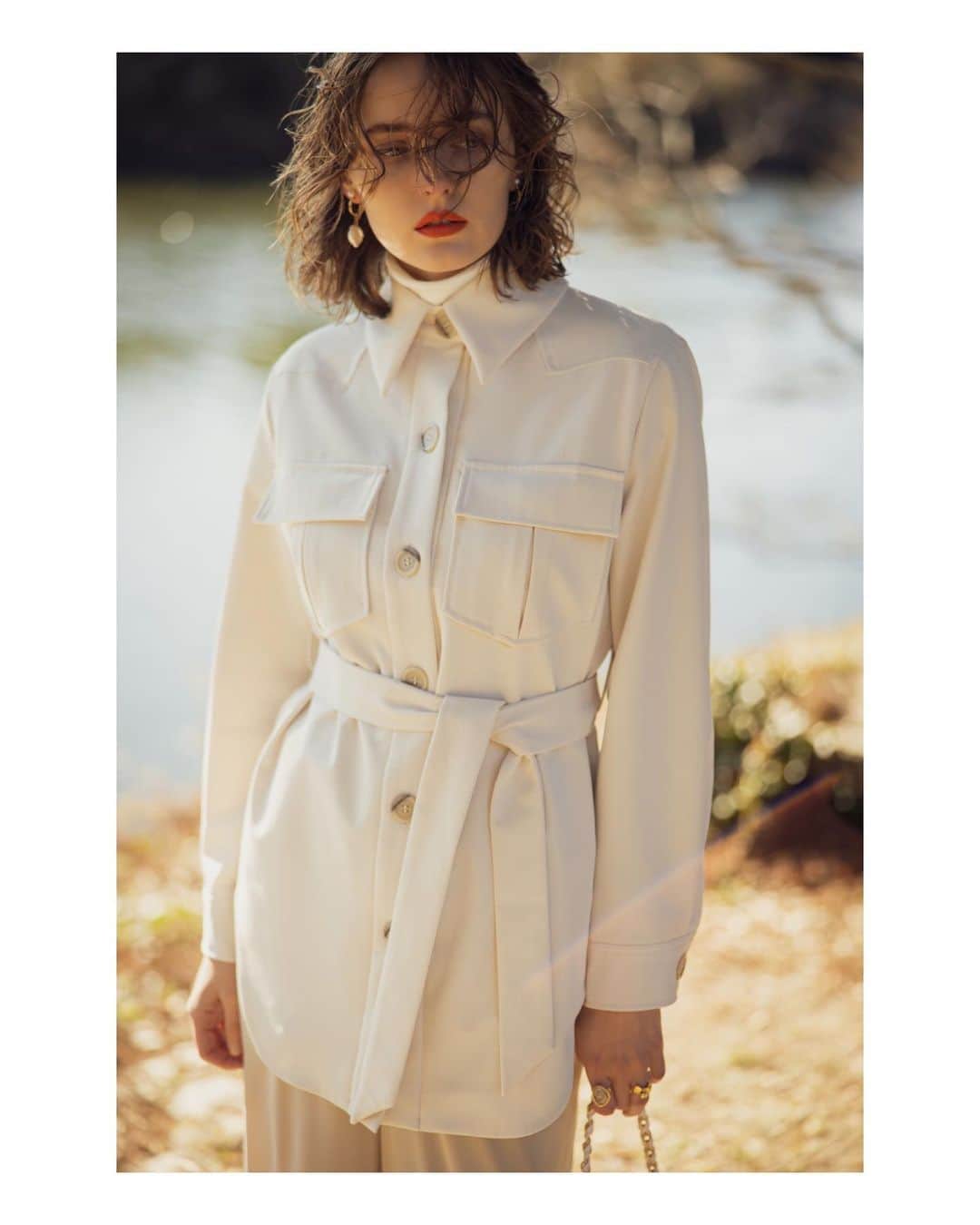 デュラスアンビエントのインスタグラム：「AMBIENT SPRING 2021 COLLECTION ▫️ 𝗦𝗵𝗶𝗿𝘁 𝗹𝗶𝗸𝗲 𝘀𝗽𝗿𝗶𝗻𝗴 𝗷𝗮𝗰𝗸𝗲𝘁 〈O/white,Beige,Blue〉  ▫️ 𝟮𝘄𝗮𝘆 𝗱𝗿𝗲𝘀𝘀 𝗽𝗮𝗻𝘁𝘀 【3月上旬発売予定】 〈Light yellow,Beige,Light green〉 ＿＿＿＿＿＿＿＿＿＿＿＿＿＿＿＿＿＿＿＿ www.ambient-online.com @ambientofficial #アンビエント#ambient_official #springcollection #spring2021」