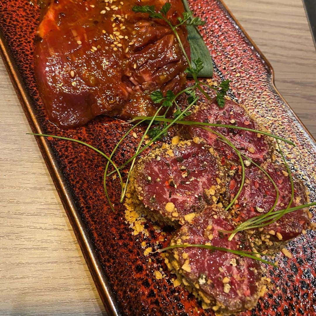 いとうさやかさんのインスタグラム写真 - (いとうさやかInstagram)「肉...えてぃ...!!!🥺💓💓 こんな美味しい焼肉は久々に食べた！ このスプーンに乗ってる肉が美味しすぎた🥺🥺🥺💓 . . . . . . . . . .  #渋谷焼肉らくがき #渋谷グルメ #渋谷焼肉 #個室焼肉 #ネギ包み牛タン  @rakugaki_shibuya ーーーーー」2月8日 16時19分 - unpai_3