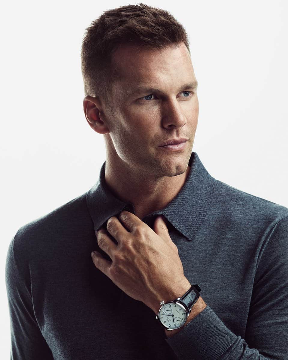 IWCさんのインスタグラム写真 - (IWCInstagram)「A toast to our #IWCFamily member @TomBrady who has now won his 7th title, finishing one of the best seasons of his career. May there be more to come. Effort. Ambition. Intention. Tom Brady’s got it all! Congratulations #TomBrady 🐐🏈🍾」2月8日 16時20分 - iwcwatches