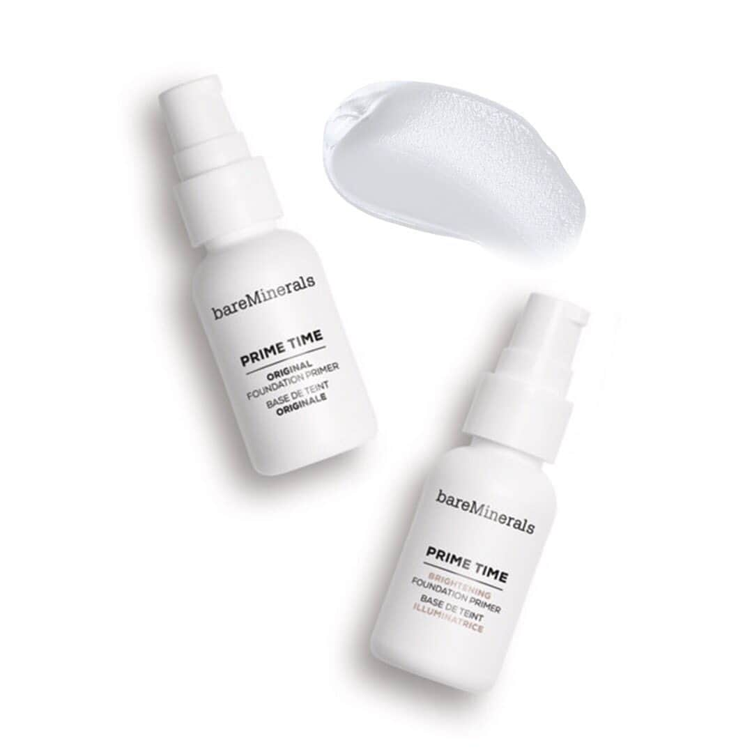 bareMinerals JPさんのインスタグラム写真 - (bareMinerals JPInstagram)「.﻿ ☀️限定キットにもIN！ベア一番人気の化粧下地は下地を超えた便利アイテム！？☀️﻿ ﻿ 「ベースメイクを制するものは、下地を制する」﻿ 誰かが言ったとか言わないとか……﻿ でも、それって結構正しいと思っています😆﻿ ﻿ ベースメイクが崩れる原因って﻿ 「毛穴」「乾燥」「皮脂」と大きく3つあるのですが﻿ 1つの下地ですべてにアプローチできたら…………﻿   そして、「メイクのり」「メイクもち」もアップしたら？﻿ その下地、理想のベースメイクをするのに マストでは？？﻿ ﻿ そう、ベアミネラルの大人気プライマー﻿ 『ベアミネラル プライムタイム』がその下地なんです💖﻿ ﻿ 肌なじみのよいジェルタイプで﻿ するっと広がって肌になじみ 仕上がりはしっとりなめらか。﻿  ミネラル成分が皮脂を吸着し、メイク崩れを防ぎます。﻿ 毛穴・キメなど肌の凹凸にぴったりフィットし﻿ 均一でなめらかな肌表面に。﻿ ﻿ また、『プライムタイム』を使うと﻿ そのあとのブラシのすべりがよくなって﻿ ファンデーションを薄く均一に塗ることができ﻿ より簡単に美しい肌をつくることができます。﻿ ﻿ ファンデを塗らないときでも マスクで擦れる部分に塗ると、摩擦防止に！﻿ 透明なので肌色問わず、男性でもお使いいただけます。﻿ ﻿ 実は3/31までの限定商品﻿ 『2021 スプリング クリーン ビューティー キット』にも﻿ 『プライムタイム』の﻿ トライアルサイズ（15ml）が入っているんです！﻿ ﻿ キットから試してもよし 毎日使うから本品を購入してもよし。﻿  ベースメイクのベアミネラルが﻿ “メイクの基本中の基本”としてプッシュする﻿ 『プライムタイム』、ぜひ使ってみてくださいね。﻿ ﻿ #ベアミネラル #bareminerals #カモフラコンシーラー #ミネラルコスメ #ビーガンコスメ #ヴィーガンコスメ #クリーンビューティー #クリーンビューティ #2021スプリングクリーンビューティキット #プライムタイム #化粧下地 #新発売コスメ #崩れない #マスクメイク #メイク好きさんと繋がりたい #おすすめコスメ #コスメ好きな人と繋がりたい #毛穴レス #時短メイク #メイク崩れ防止 #メイク崩れ #化粧崩れ #開き毛穴 #乾燥肌 #皮脂崩れ #ファンデーション #メイクのり #化粧のり #メイクもち #乾燥肌対策」2月8日 17時00分 - bareminerals_jp