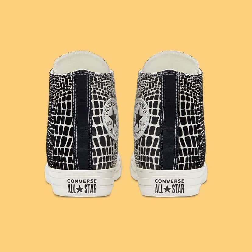 STYLERUNNERさんのインスタグラム写真 - (STYLERUNNERInstagram)「The classic silhouette with a wild print. The Converse Chuck Taylor All Star Digital Daze shoes will be a stand out in your collection and on the streets. #stylerunner #sneakers #converse」2月8日 17時29分 - stylerunner