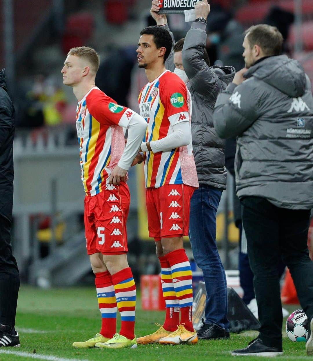 1.FSVマインツ05さんのインスタグラム写真 - (1.FSVマインツ05Instagram)「Ready, Set, GO! Wie war dein erstes Mal #Bundesliga, @nestarobert? 😏 Willkommen im Team! 💪 #mainz05 #debüt」2月8日 17時49分 - 1fsvmainz05