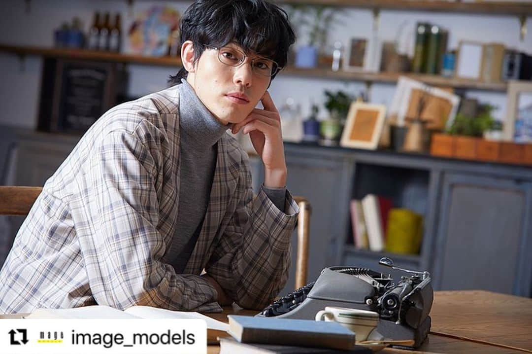 広瀬達也のインスタグラム：「#Repost @image_models with @make_repost ・・・ 広瀬達也が、PARIS MIKIの広告に登場しています！  #image_models #imagetokyo #広瀬達也 #tatsuyahirose #parismiki」