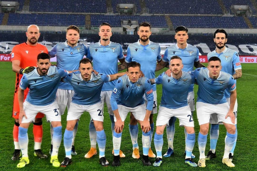 マテオ・ムサッキオのインスタグラム：「Abbiamo lottato e conquistato una vittoria molto importante! ⚪️🔵 🦅 #CMonEagles @official_sslazio @seriea」