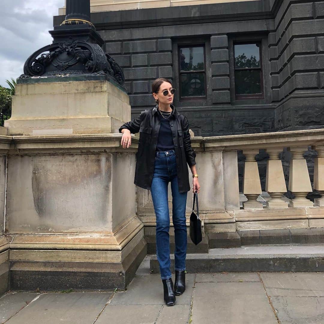 Jブランドのインスタグラム：「@jessalizzi giving us major outfit envy ✨」