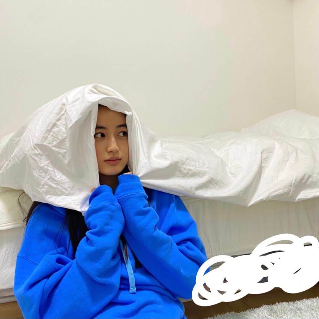 八木莉可子さんのインスタグラム写真 - (八木莉可子Instagram)「☁️☁️☁️」2月8日 21時38分 - yagirikaco_official