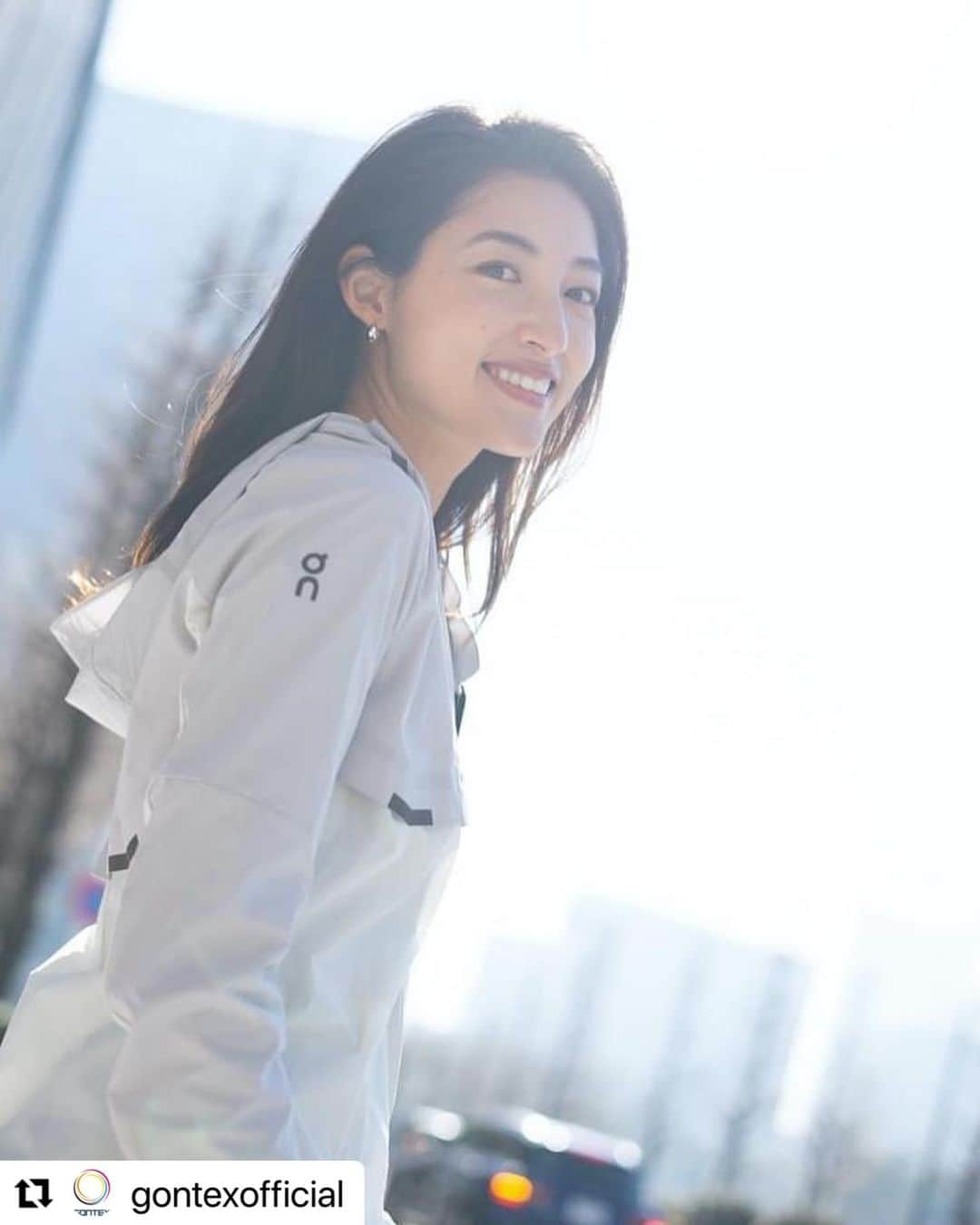 大杉亜依里のインスタグラム：「【大会参加のお知らせ🏃🏻‍♀️✨】 久しぶりにゲストランナーとして走ることになりました！！ 白馬岩岳Trail Race Spring 2021⛰  5/15(土)に開催されます。 安全に、楽しく皆さんとトレイルランニングできることを願っています！😄🙌  Photo： @koukoshi   #Repost @gontexofficial with @make_repost ・・・ 「白馬岩岳Trail Race Spring 2021」ゲストランナーのご紹介  大杉亜依里（おおすぎ・あいり） 「日立世界ふしぎ発見！」のミステリーハンターとしても世界を舞台に活躍された走るタレント！！ 今回は「白馬岩岳 Trail Race Spring 2021」の１５Kにスペシャルゲストランナーとしてご参加いただくこととなりました。当日大会参加後の夜は岩岳山頂でのトークショー「トレランのベテランvsビギナー」にもご参加くださり、大会参加者の皆さまとの交流も計画しております。ご興味のある方は白馬岩岳でご用意くださった特別プライスゴンドラ両日利用券もエントリーの際、一緒にお申込みください。 大杉亜依里さんロードランニングの経験は多くありますが、トレイルランニングは正直初心者だとおっしゃっています。15K参加予定の男性ランナーの皆さま、是非たくさんのご指導よろしくお願いいたしま～す！！ （大会エントリー　https://moshicom.com/50368/）  ♡♡♡♡♡♡♡♡♡♡♡♡♡♡♡♡♡♡♡♡♡♡♡♡♡♡♡♡♡♡♡♡♡♡♡♡♡♡♡♡♡♡♡♡♡♡♡♡  大杉亜依里さんの大会参加への意気込み 「私のランニング歴は8年ほどですが、実はトレイルランニングの大会経験は少なく、ほぼトレイル初心者です。 ですので多少の緊張感もあるのですが、とにかく大自然を味わいたい！という気持ちが勝り、レースへの挑戦を即決しました。  誰かと共に走り、その楽しさをリアルに分かち合えることがどれだけ幸せなことだったのか痛感している今、久しぶりのリアルレース、そして白馬岩岳の自然は私の目にどう映るのだろう…と今からワクワクが止まらないです。 5/15、皆さんと安全に楽しく走れることを楽しみにしています！」 （大会エントリー　https://moshicom.com/50368/） （HIS宿泊＆翌日アクティビティご予約　https://www.sports-his.com/marathon/month/05/hakubaiwatake.htm）  ♡♡♡♡♡♡♡♡♡♡♡♡♡♡♡♡♡♡♡♡♡♡♡♡♡♡♡♡♡♡♡♡♡♡♡♡♡♡♡♡♡♡♡♡♡♡♡♡  プロフィール タレント。「日立世界ふしぎ発見！」のミステリーハンターとして世界中を飛び回る。 On Japanのアンバサダー。 特技のランニングでは、「ランニングを楽しく続けるための情報を人に伝えるたい！」との思いから、 日本ランニング協会認定ランニングインストラクターの資格を取得。 国内外のフルマラソンに参加し、ランニングイベント等にも多数出演。 2019年には沖縄100Kウルトラマラソンに出場し、完走した。  ♡♡♡♡♡♡♡♡♡♡♡♡♡♡♡♡♡♡♡♡♡♡♡♡♡♡♡♡♡♡♡♡♡♡♡♡♡♡♡♡♡♡♡♡♡♡♡♡  白馬岩岳Trail Race Spring 2021エントリーはこちら　https://moshicom.com/50368/ HIS宿泊＆翌日アクティビティご予約はこちら　https://www.sports-his.com/marathon/month/05/hakubaiwatake.htm  ♡♡♡♡♡♡♡♡♡♡♡♡♡♡♡♡♡♡♡♡♡♡♡♡♡♡♡♡♡♡♡♡♡♡♡♡♡♡♡♡♡♡♡♡♡♡♡♡  #白馬岩岳TrailRaceSpring2021 #白馬岩岳TrailRace #gontex  #大杉亜依里 #gontex_korea #seoul100k」