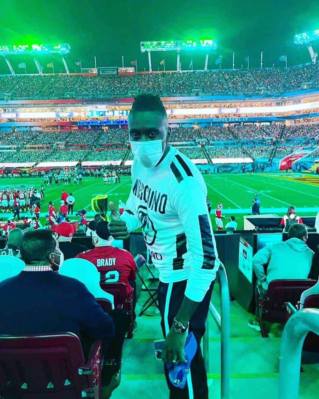 ブレーズ・マテュイディのインスタグラム：「Living in America 🇺🇸 🏈 #superbowl」