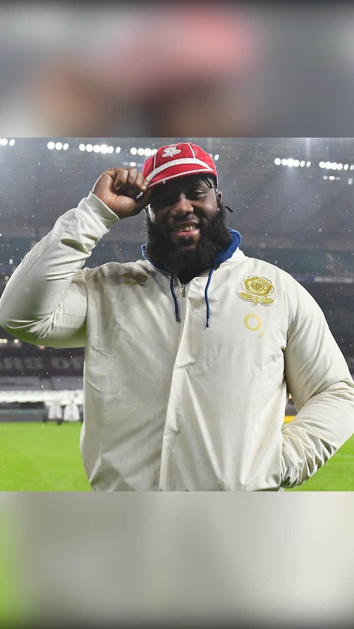 ラグビーイングランド代表のインスタグラム：「A special moment for all of those involved in his journey as @obanob makes his debut 🏴󠁧󠁢󠁥󠁮󠁧󠁿」