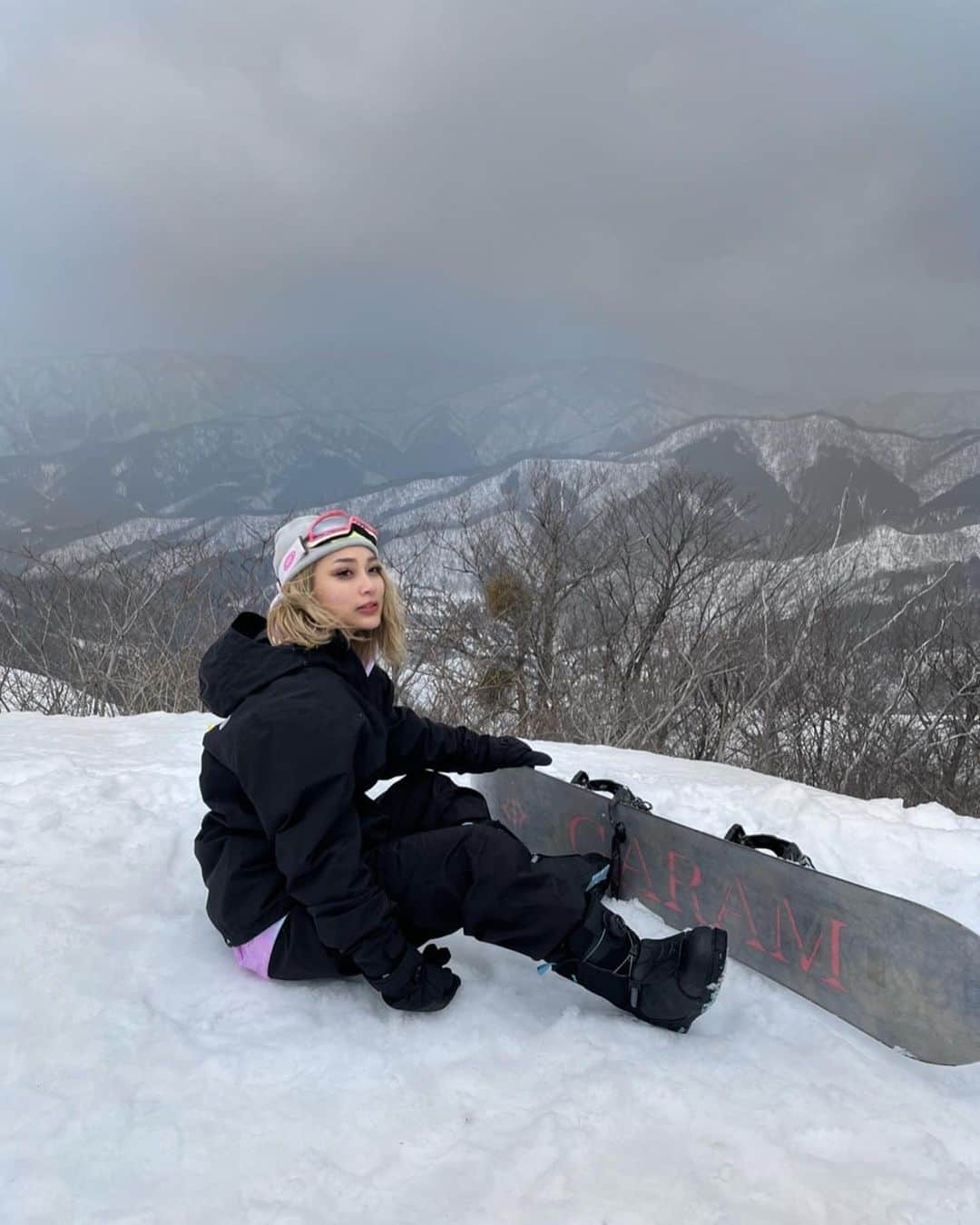 えまぽち(穂波エマ)のインスタグラム：「🏂🏂🏂  寒」