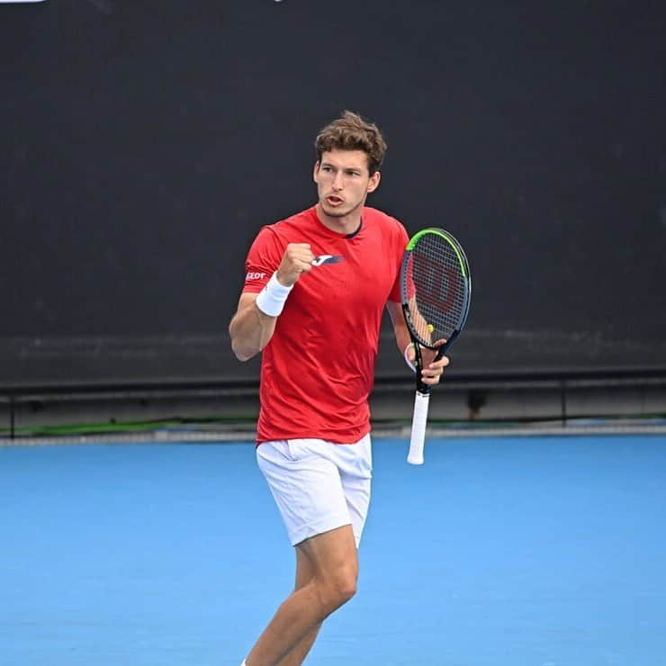 パブロ・カレーニョ・ブスタのインスタグラム：「Buena victoria ante un rival siempre complicado como Nishikori . 7-5 7-6 6-2 y a segunda ronda del @australianopen #solopordeporte」