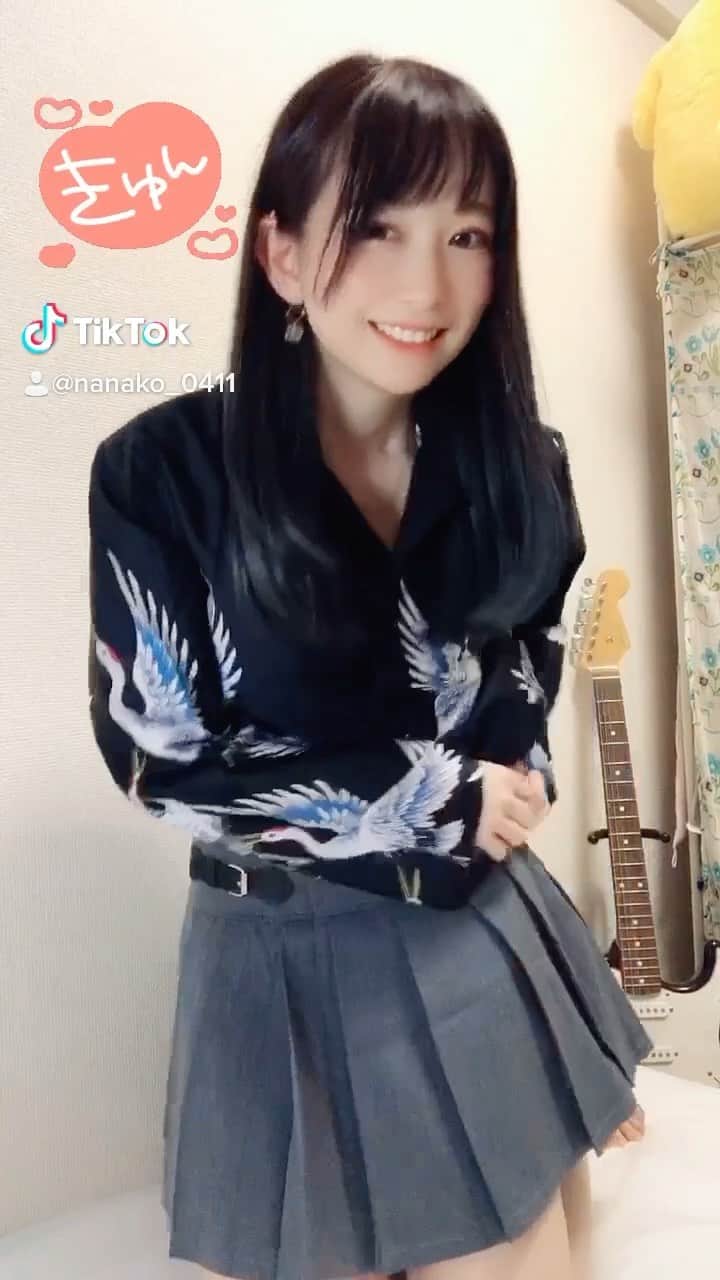 大崎菜々子のインスタグラム：「#きゅんです。シリーズ  #tiktok #dleepytown #韓国ファッション #過去スタグラム  #横浜美少女図鑑 @kanagawa_bishoujo_zukan #広告モデル @bishoujozukan_official #ラジオパーソナリティー #我的最愛  #fashiongram #좋아요 #팔로우미 #오오티디  #패션  #패션스타그램 #casual #streetfashion#model #cosplayer #l4l #girl  #cute #かわいい#instagood #色白女子 #ブルベ夏  #makeup #cosmetics」