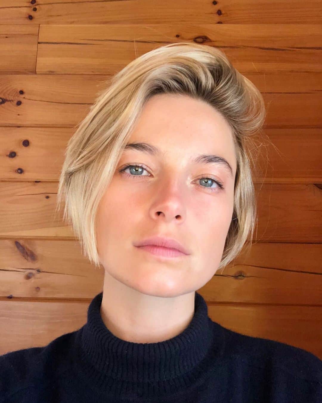 ブリジット・マルコムのインスタグラム：「Sterrve jerrbs?」