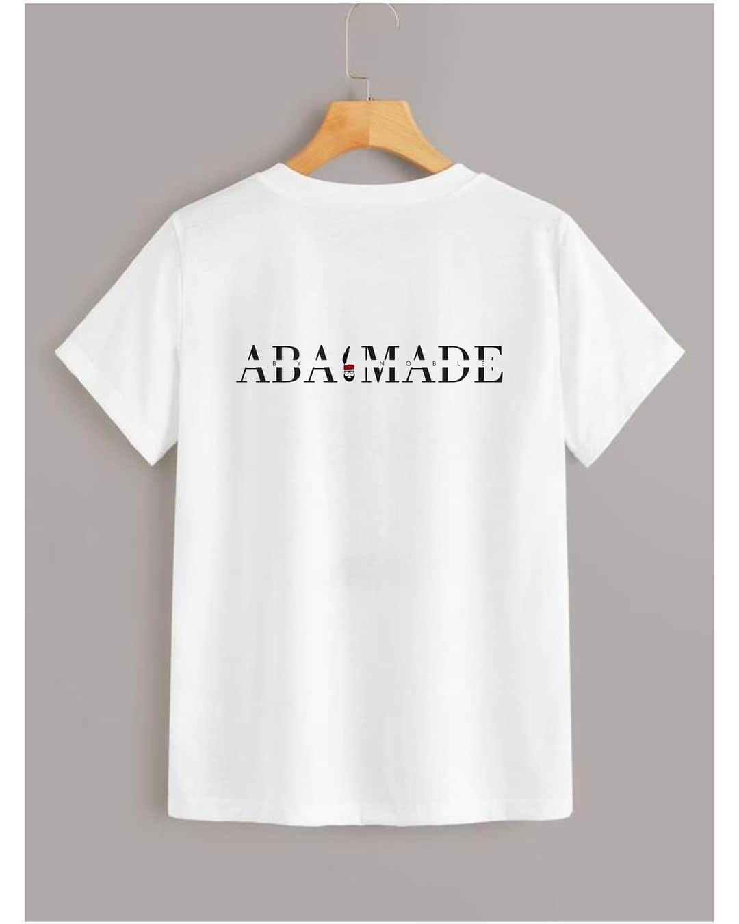 ノーブル・イグウェさんのインスタグラム写真 - (ノーブル・イグウェInstagram)「Few things are better than these  Our association Tees are available for PRE order. Follow @abamadebynoble and DM us to place an order or two. My DM is also open.」2月8日 22時44分 - noble_igwe