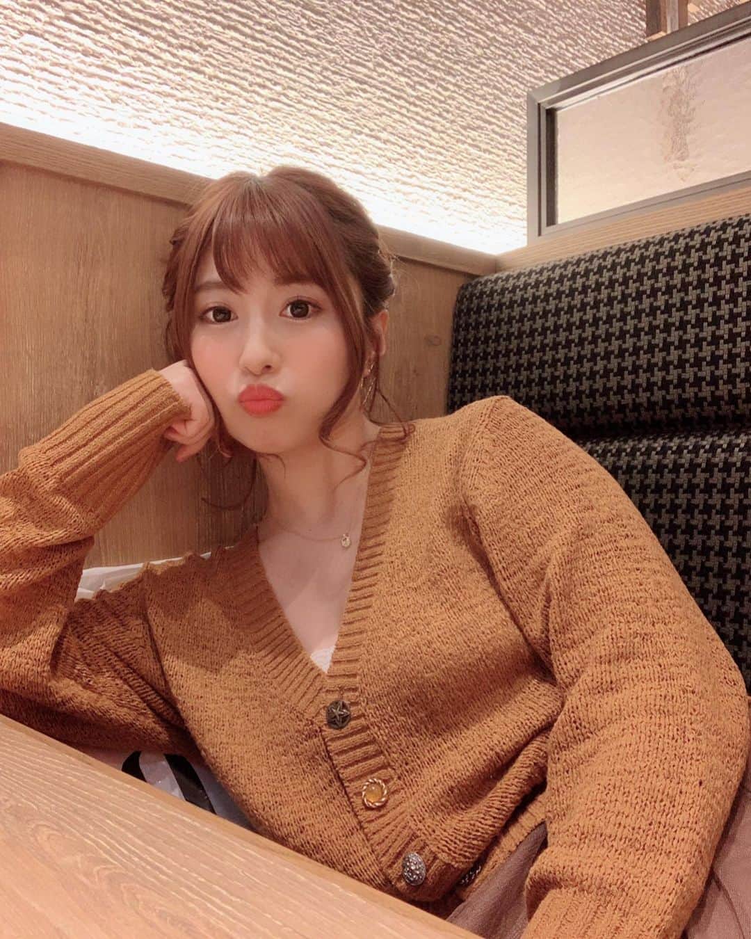 のインスタグラム：「🥸 . . 日付けがかわるね✨ . . #肉の日 #だー #🍖」
