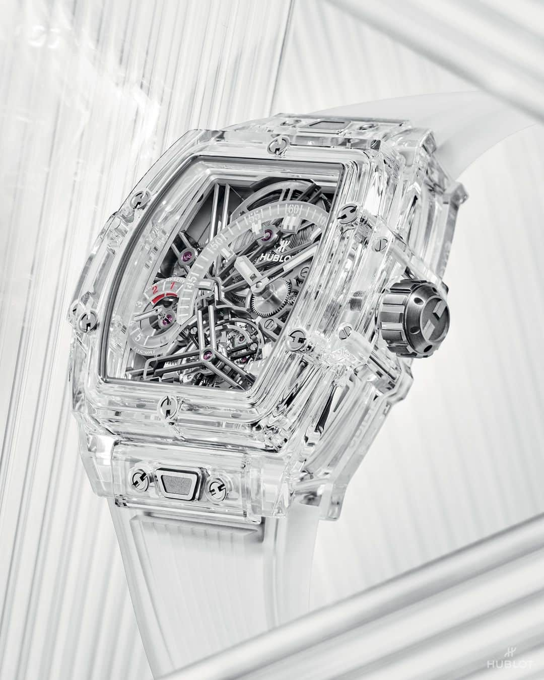 ウブロさんのインスタグラム写真 - (ウブロInstagram)「#SpiritOfBigBang Tourbillon 5-day Power Reserve Sapphire. The sheer complexity of a sapphire case mastered by an unprecedented feat revealed in a transparent elegance. #HublotSapphire」2月8日 23時02分 - hublot