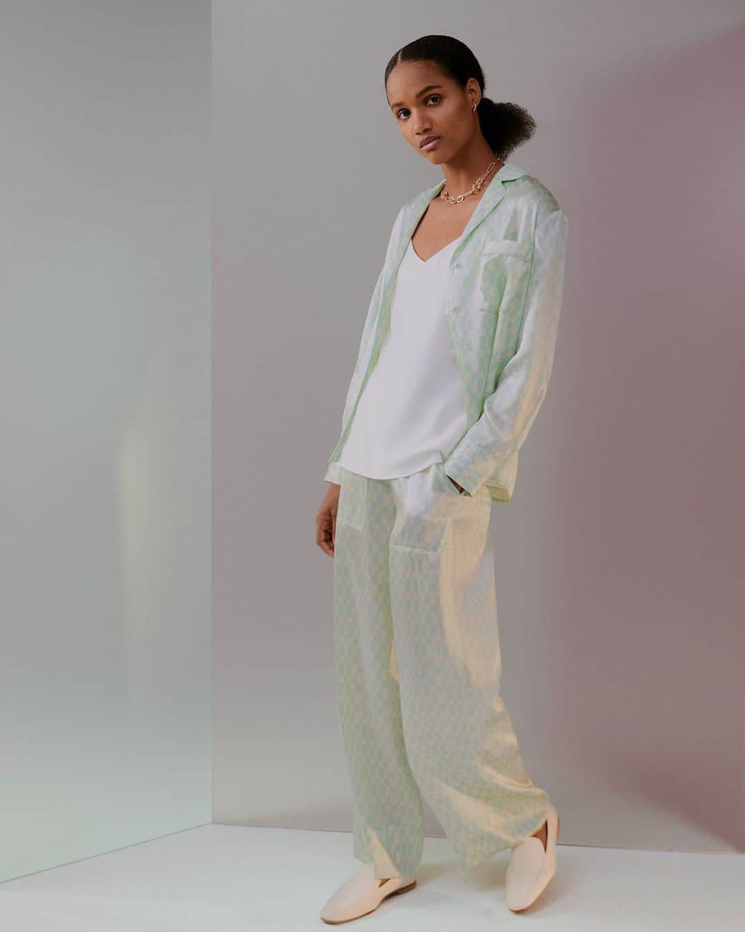 Club Monacoのインスタグラム：「Casual wear turns into fashion-forward staples thanks to geo-centric color and pattern.」