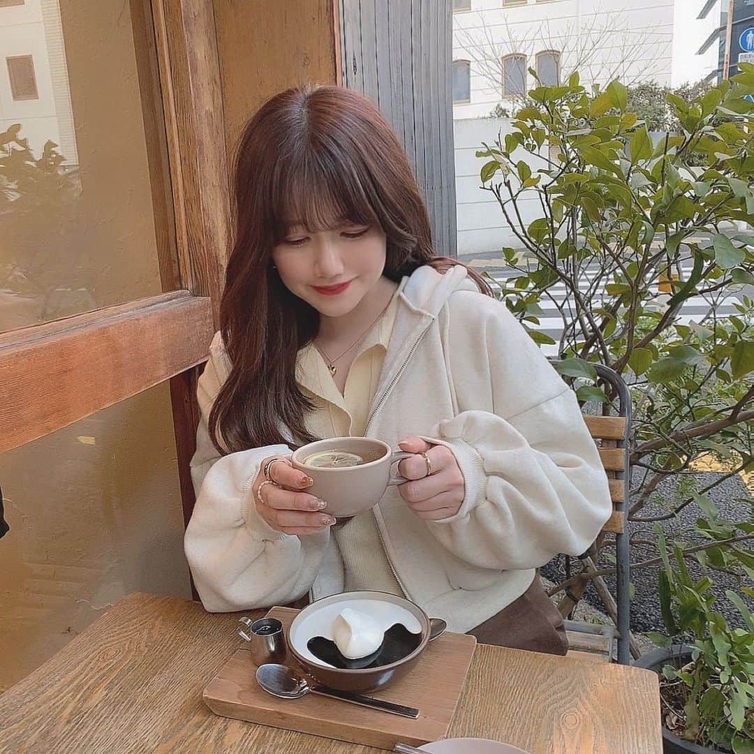 岡元優香のグルメインスタ