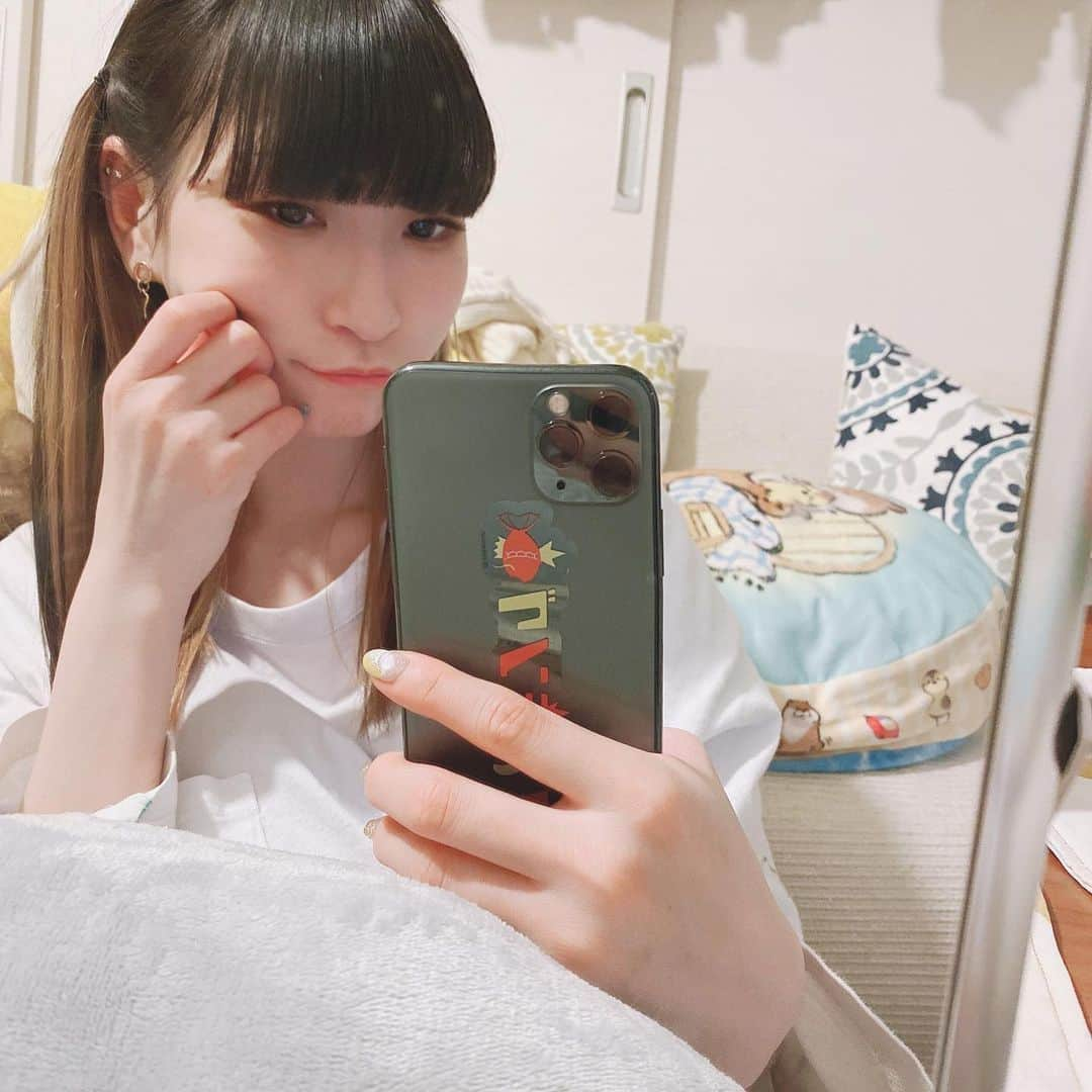 ピンキー！☆藤咲彩音さんのインスタグラム写真 - (ピンキー！☆藤咲彩音Instagram)「🙃🙂」2月8日 23時51分 - pinky_ayane