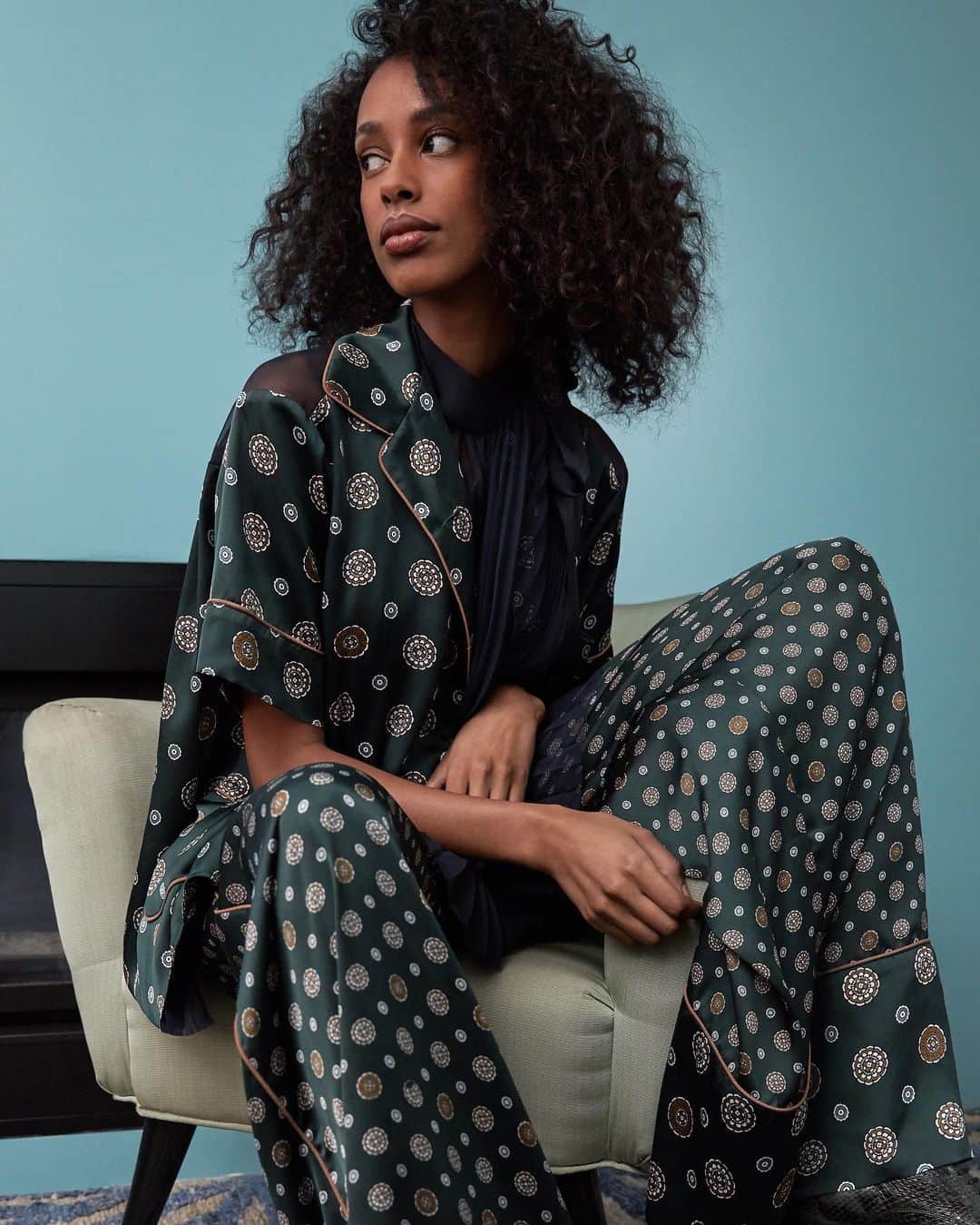 Saks Fifth Avenueのインスタグラム：「We're pressing play on prints. Effortless style and luxe textures take the spotlight in @sacaiofficial's Spring 2021 Collection. #SaksStyle」