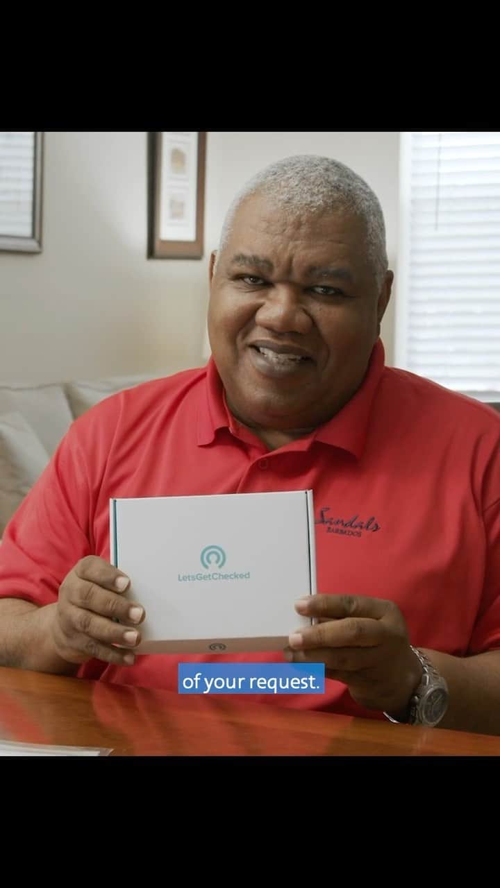 アメリカン航空のインスタグラム：「No time for quarantine? No problem. Meet Gary Sadler, @SandalsResorts SVP of Sales and AAdvantage member, he uses @LetsGetChecked, our preflight COVID-19 testing partner, to avoid quarantine when traveling and breaks it all down in our latest American Minute.」