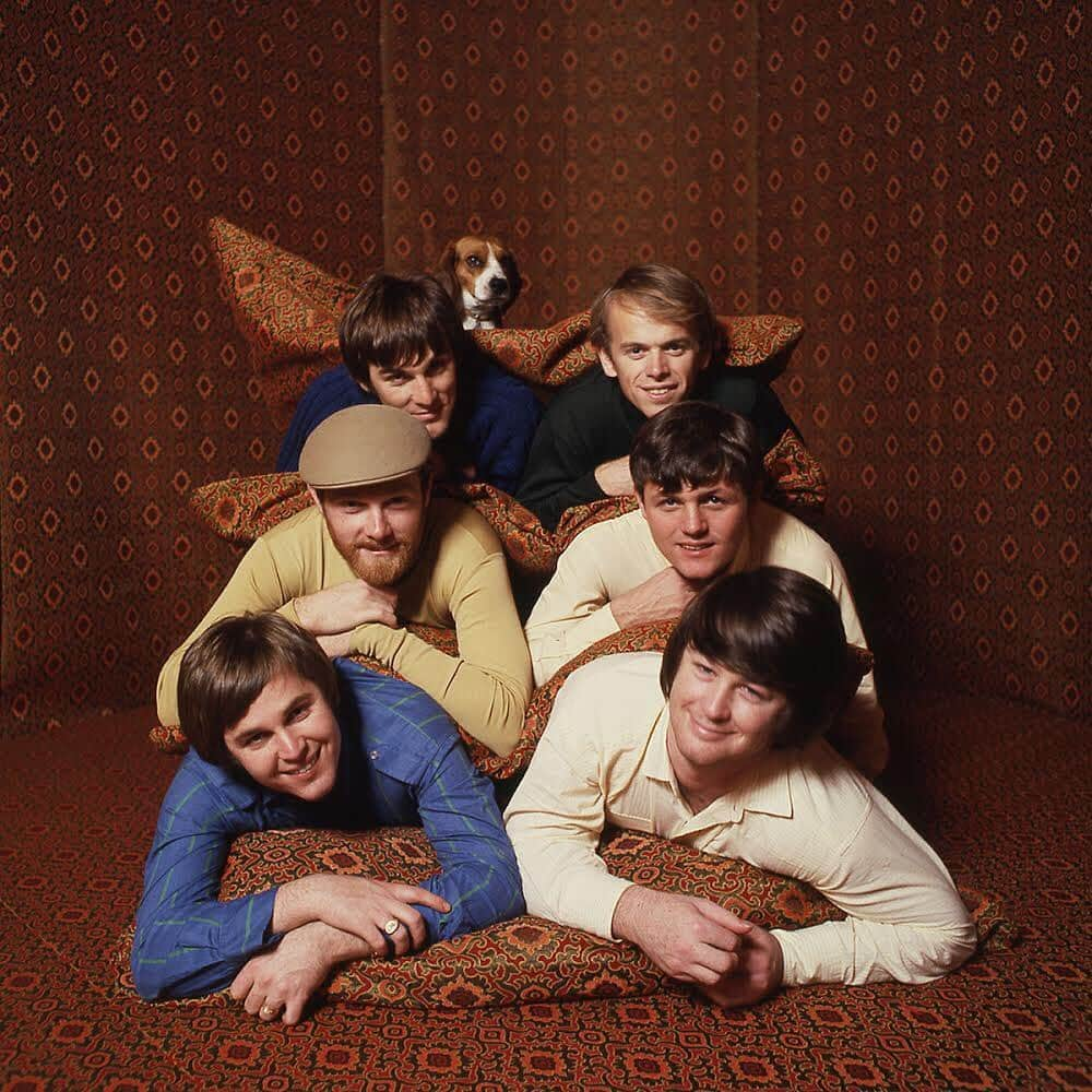 ブライアン・ウィルソンさんのインスタグラム写真 - (ブライアン・ウィルソンInstagram)「SMiLE! From Brian’s tent. Photo by @guywebsterphotography  #smile #thebeachboys #tent #1960s」2月9日 1時28分 - brianwilsonlive