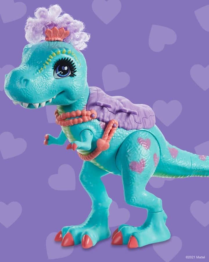 Mattelさんのインスタグラム写真 - (MattelInstagram)「She’s sassy, sweet, and oh-so-cute – the most lovable dino in prehistory! 💜 Make little explorers’ hearts roar with Tyrasaurus this #ValentinesDay. #CaveClub」2月9日 2時00分 - mattel