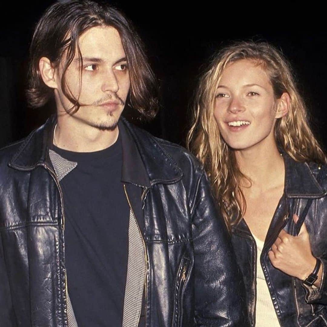ダニジョーのインスタグラム：「ICONIC VALENTINES 🥀 Whose your all time favorite couple? 💕」