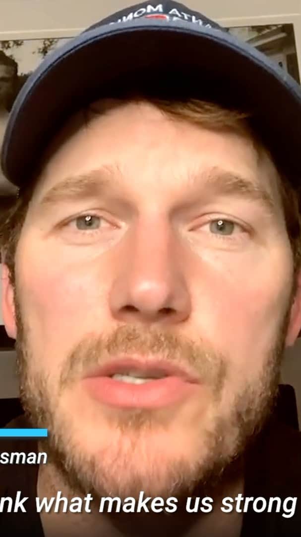クリス・プラットのインスタグラム：「For every human need met by an act of humble service, we stitch an invisible thread into the tattered fabric of our American society. Nothing feels better. I promise you. We can emerge from this dark season more connected than before. Be cautious with that which you share. Are you sewing or tearing?」