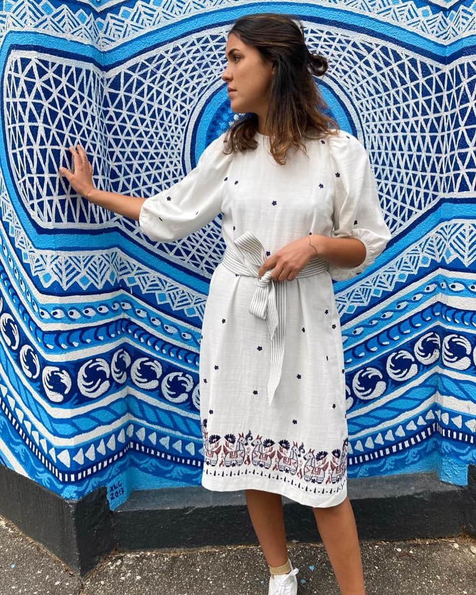ミーガンパークのインスタグラム：「Perfect for the trans-seasonal weather, Beatriz wears the Selina Shift Dress // crafted from a textured mid weight, breathable natural fabric and playfully embroidered with folkloric inspired motifs. Just a few of these left, so if you've had your eye on this one, the time is now x」