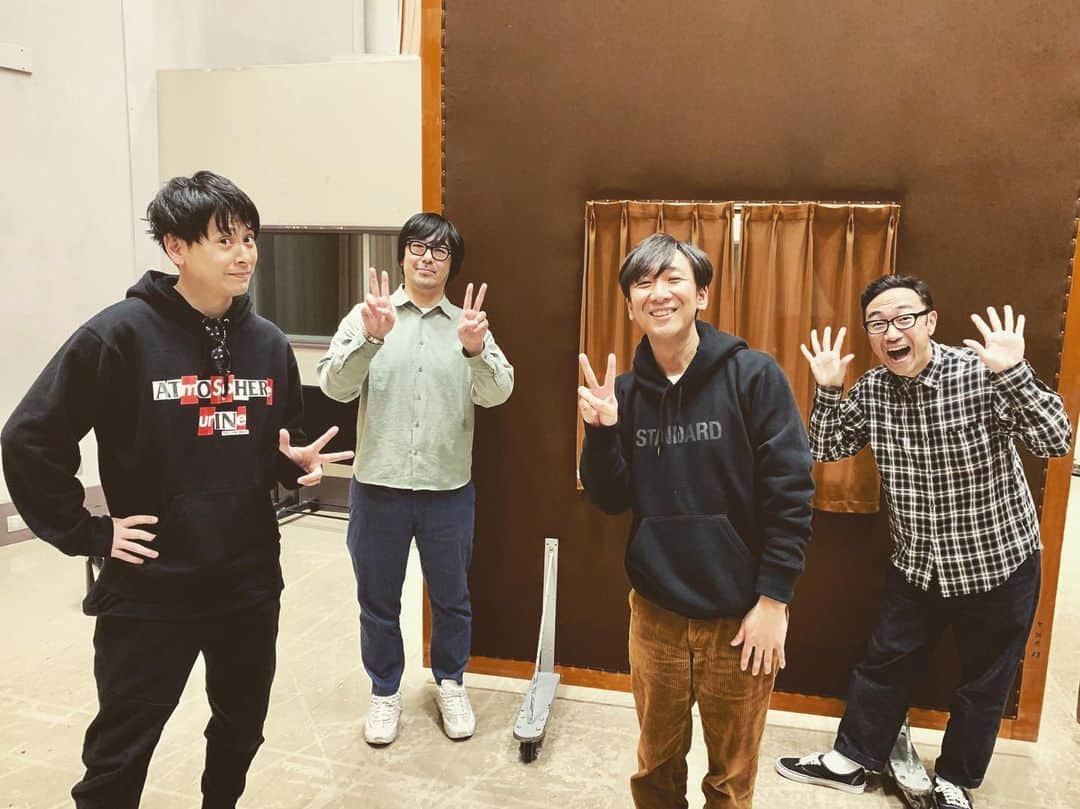 のインスタグラム：「久々に大好きな東京03さんとお仕事🙏✨✨楽しかったぁぁ！✨  ＮＨＫラジオ「東京０３の好きにさせるかッ！」是非聞いてください！ 3月4日20時05分から放送です📻📻 #東京03」
