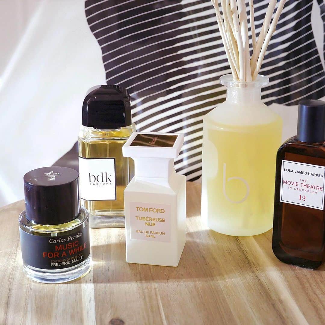 美月リカのインスタグラム：「Today🤍  #bdkparfums #tomford #fredericmalle #bamford #lolajamesharper」
