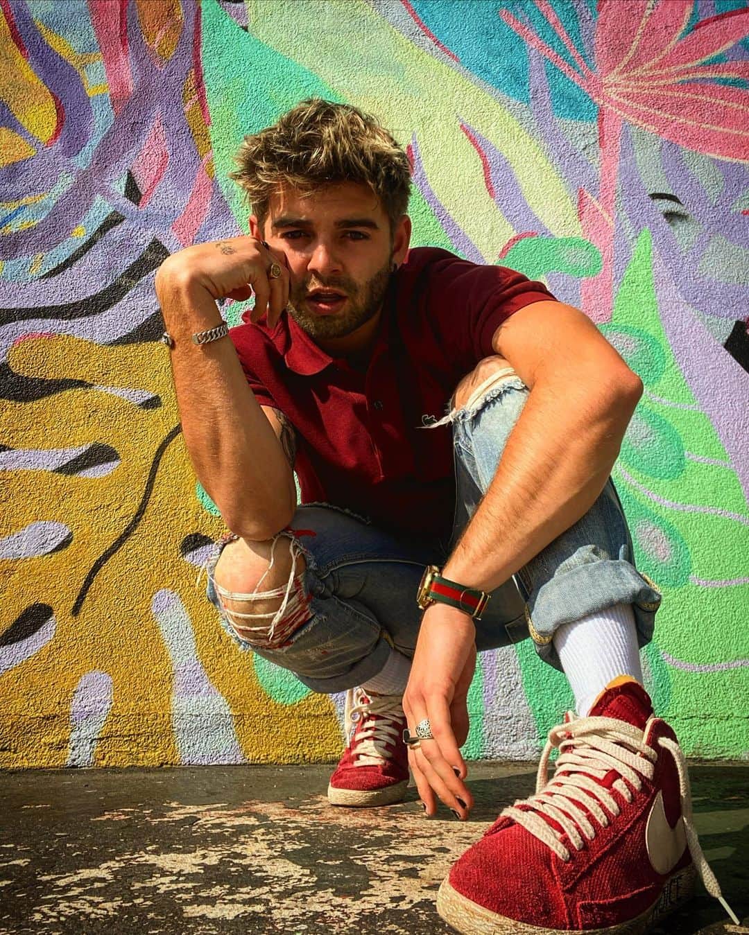 ジャック・グリフォーのインスタグラム：「It’s the beauty, not the ugly, that hurts the most.」