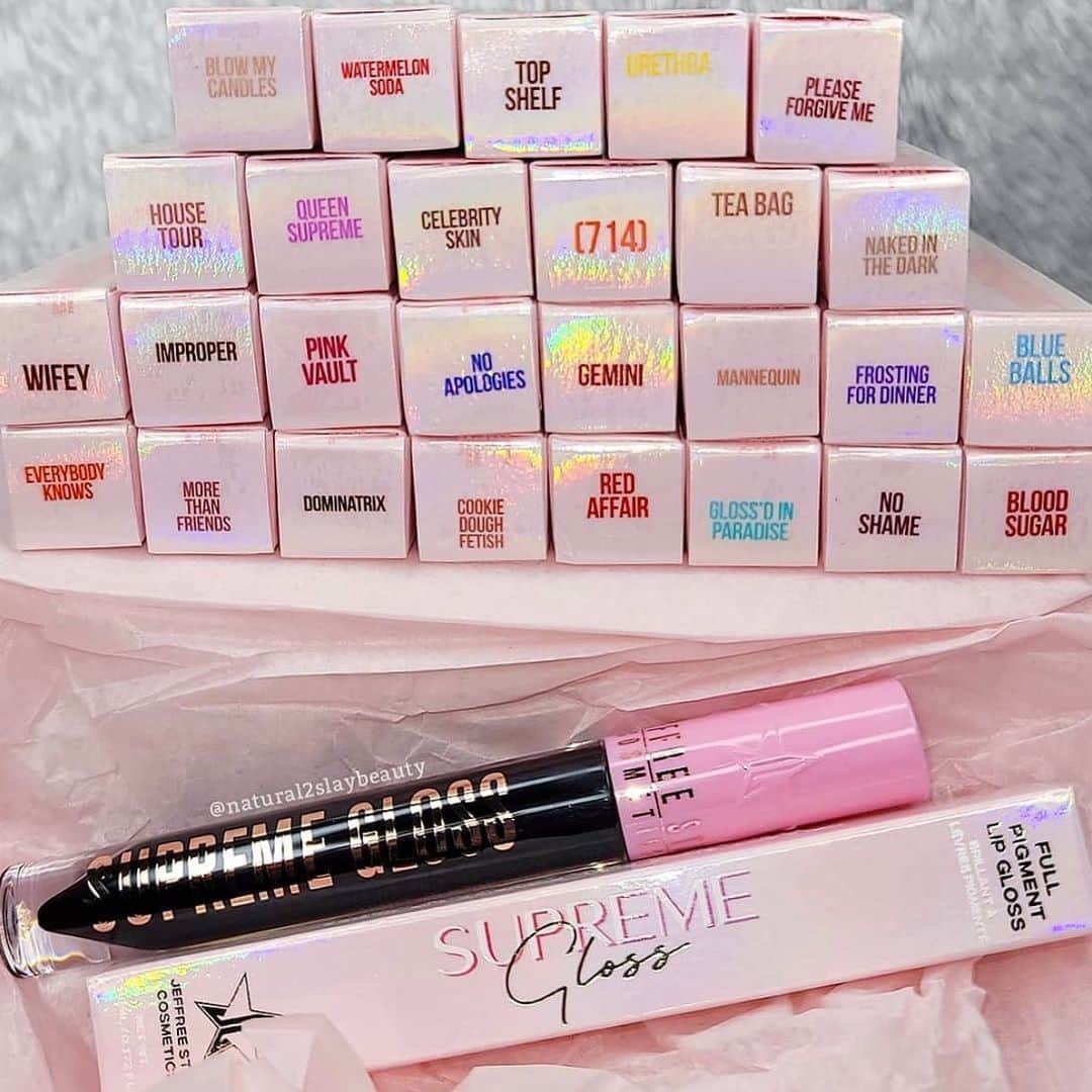 Jeffree Star Cosmeticsさんのインスタグラム写真 - (Jeffree Star CosmeticsInstagram)「The full collection 🎀 What #SUPREMEGLOSS shade matches your mood today? 🌟   #jeffreestarcosmetics」2月9日 7時06分 - jeffreestarcosmetics
