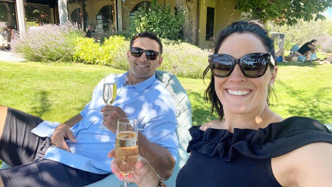 Sophie Pascoeのインスタグラム：「Amazing weekend getaway with my fav! 🥂 #longweekendvibes #wanaka」