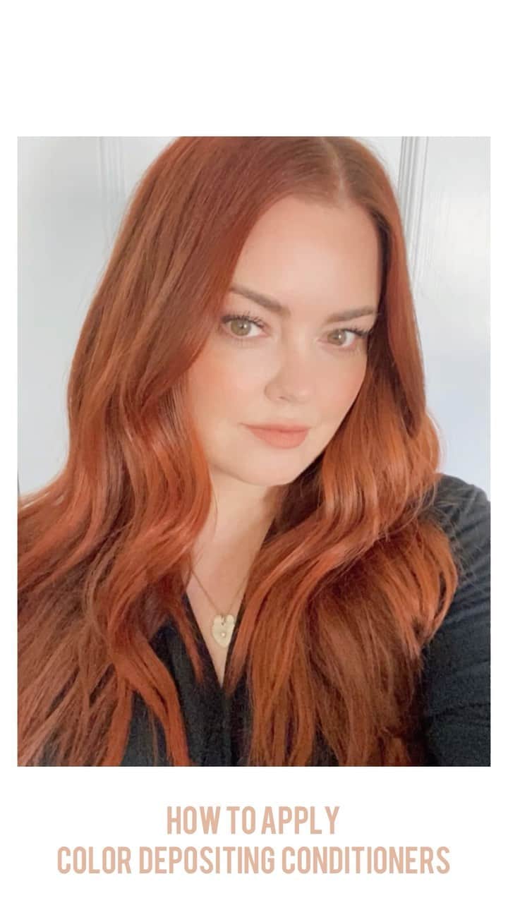 Kristin Essのインスタグラム：「My best tricks and tips for using semi-permanent direct dye conditioners. These are completely different than the Signature Glosses or the Temporary Tint, so please watch and learn 🤍 👩‍🏫 also... I’m getting tons of questions in my DM’s about how long these will last. There’s no specific timeframe with direct dyes. It all depends on the porosity of your hair, in other words, how much of the pigment your hair soaks up. So I usually encourage people to try it on a small strand first to make sure it fades out at the speed you’re wanting before committing to the whole head! 📆 ⌛️🤷‍♀️ BIG ALSO: the darker formulas (celestial skies, dark mauve, terracotta) will typically stay in light hair a lot longer, whereas the lighter formulas will fade quicker and be more temporary. What other questions can I answer?? 💕」