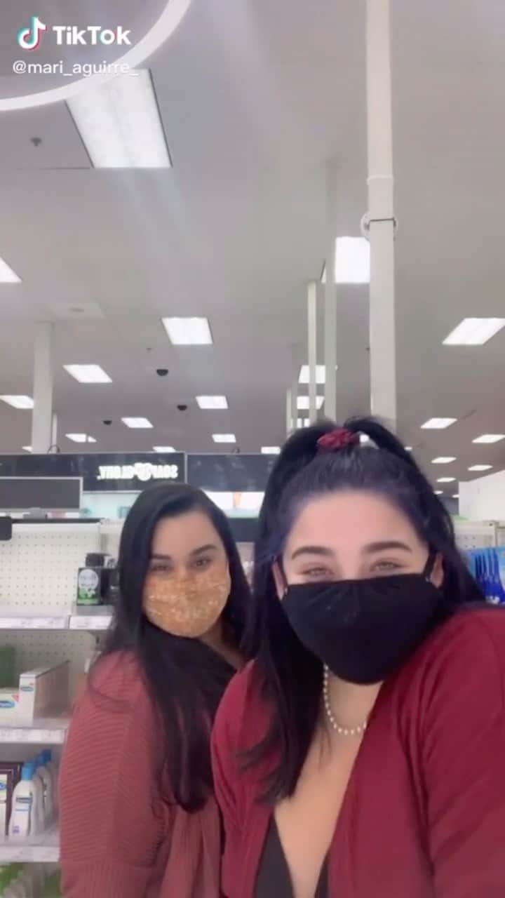 Target Styleのインスタグラム：「Luv me, 2 me. 🥰 Follow us on @TikTok for the latest beauty drops!  📷: @_mari_aguirre_ #TargetBeauty #Beauty」