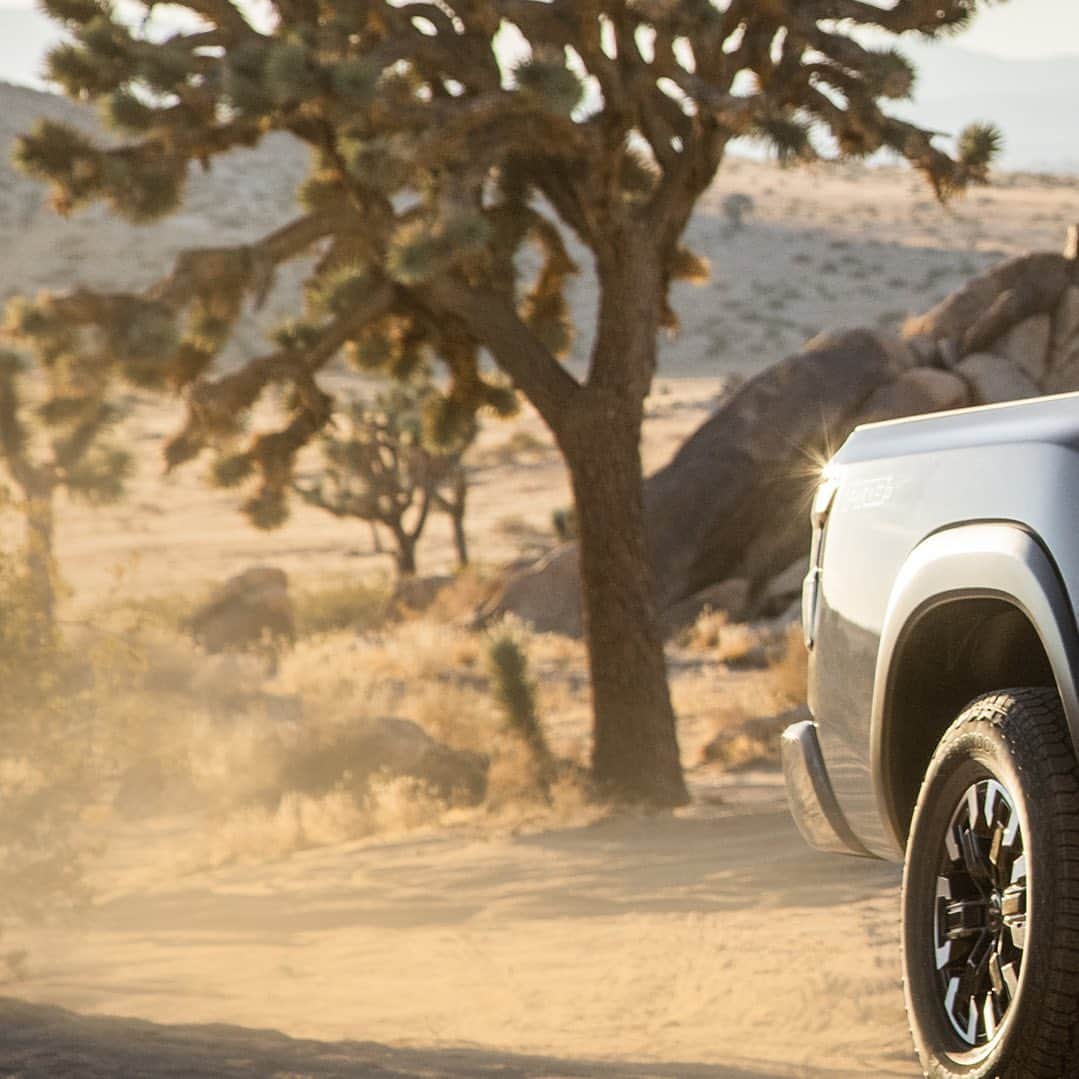 Nissan USA Official Instagram accountのインスタグラム：「Choose your own adventure. The All-New, next generation #NissanFrontier  #FindYourFrontier」