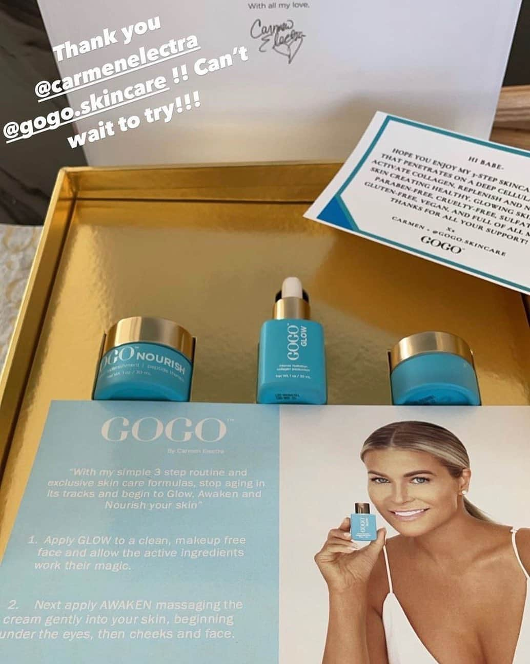 カルメン・エレクトラさんのインスタグラム写真 - (カルメン・エレクトラInstagram)「So excited @krisjenner that u can’t wait to try GOGO SKIN ✨ @gogo.skincare ✨ I hope u love it ✨✨#krisjenner #carmenelectra #gogoskin #skincare #glow #health #gogo #love #health #selfcare #vegan」2月9日 9時41分 - carmenelectra