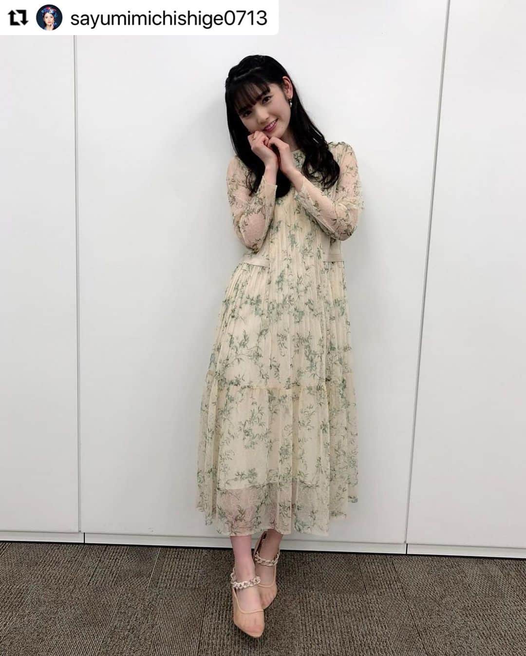 のインスタグラム：「ご着用有難うございます♡  @sayumimichishige0713  @jillstuartbeauty  #Repost @sayumimichishige0713 with @make_repost ・・・ 衣装♡  ワンピース @jillstuart.jp  靴 @randa_pic  アクセサリー @gray____accessories」