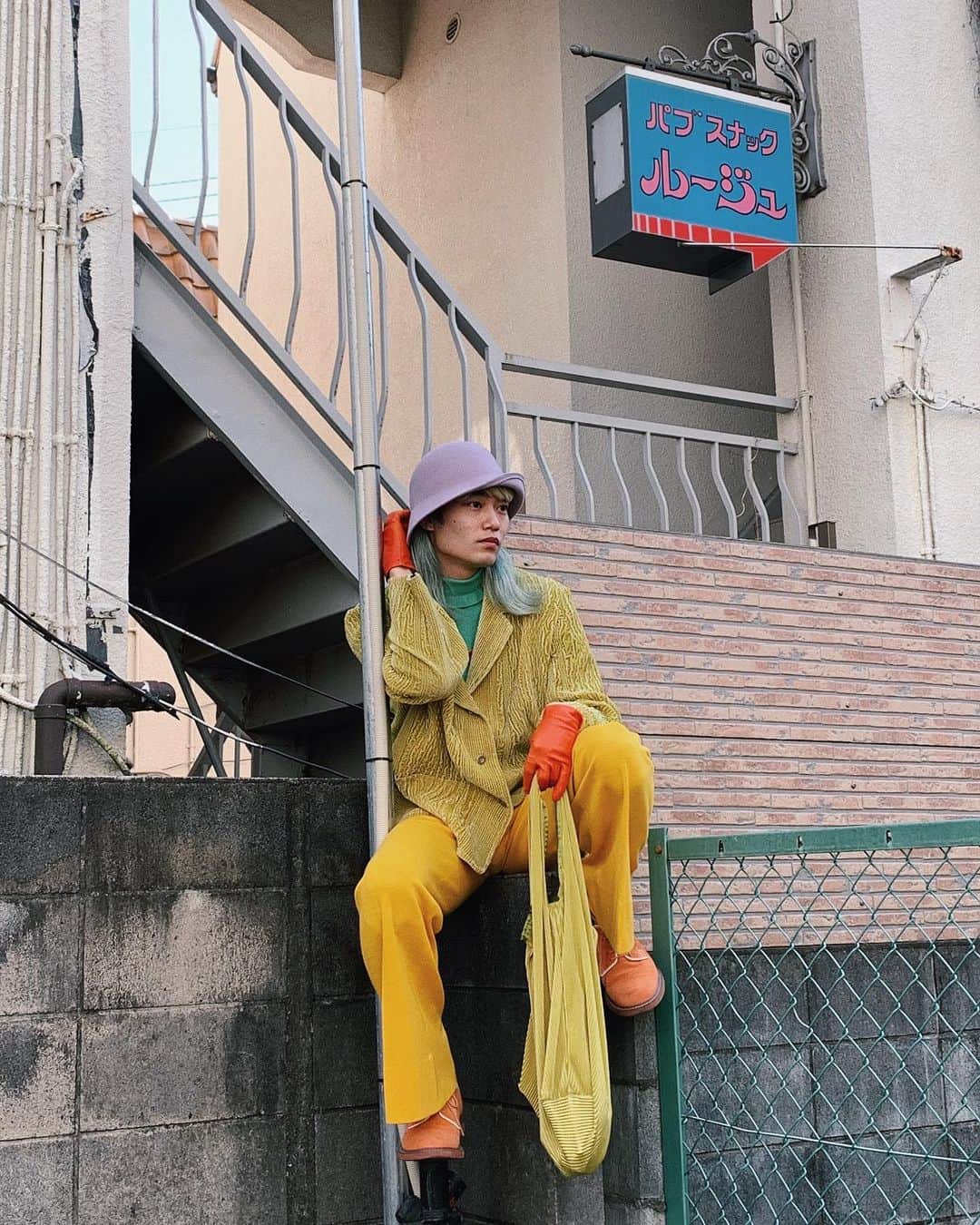 山口力毅さんのインスタグラム写真 - (山口力毅Instagram)「単純だから自分がカラフルだとテンション上がる」2月9日 9時45分 - piezo_ya