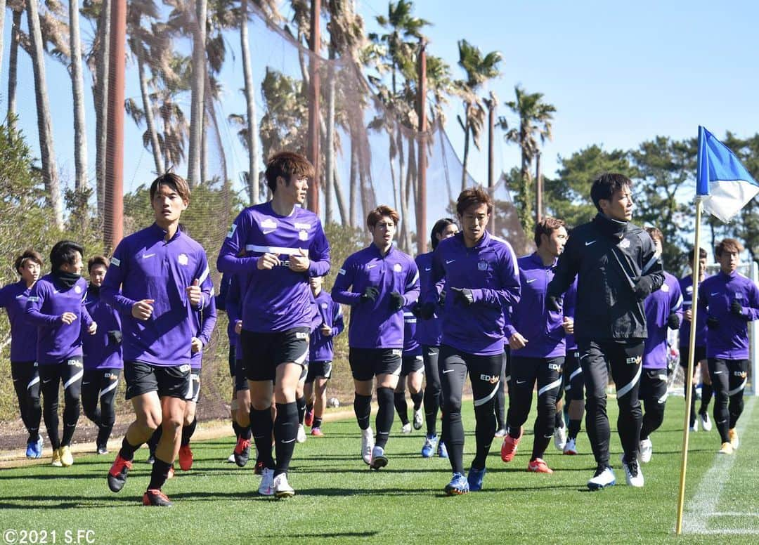 サンフレッチェ広島さんのインスタグラム写真 - (サンフレッチェ広島Instagram)「鹿児島キャンプ5日目⚽️ 明日のジュビロ磐田とのトレーニングマッチに備えて、午前のみの調整となりました💪  #佐々木翔 選手 #ジュニオールサントス 選手 #ドウグラスヴィエイラ 選手 #今津佑太 選手 #茶島雄介 選手 #浅野雄也 選手 #荒木隼人 選手 #藤井智也 選手 #土肥航大 選手 #sanfrecce #サンフレッチェ広島 #積攻 #鹿児島キャンプ」2月9日 16時04分 - sanfrecce.official