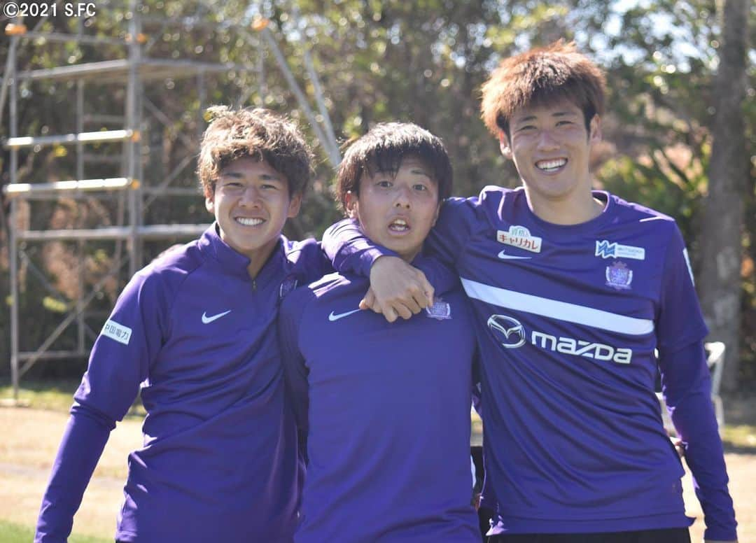 サンフレッチェ広島さんのインスタグラム写真 - (サンフレッチェ広島Instagram)「鹿児島キャンプ5日目⚽️ 明日のジュビロ磐田とのトレーニングマッチに備えて、午前のみの調整となりました💪  #佐々木翔 選手 #ジュニオールサントス 選手 #ドウグラスヴィエイラ 選手 #今津佑太 選手 #茶島雄介 選手 #浅野雄也 選手 #荒木隼人 選手 #藤井智也 選手 #土肥航大 選手 #sanfrecce #サンフレッチェ広島 #積攻 #鹿児島キャンプ」2月9日 16時04分 - sanfrecce.official